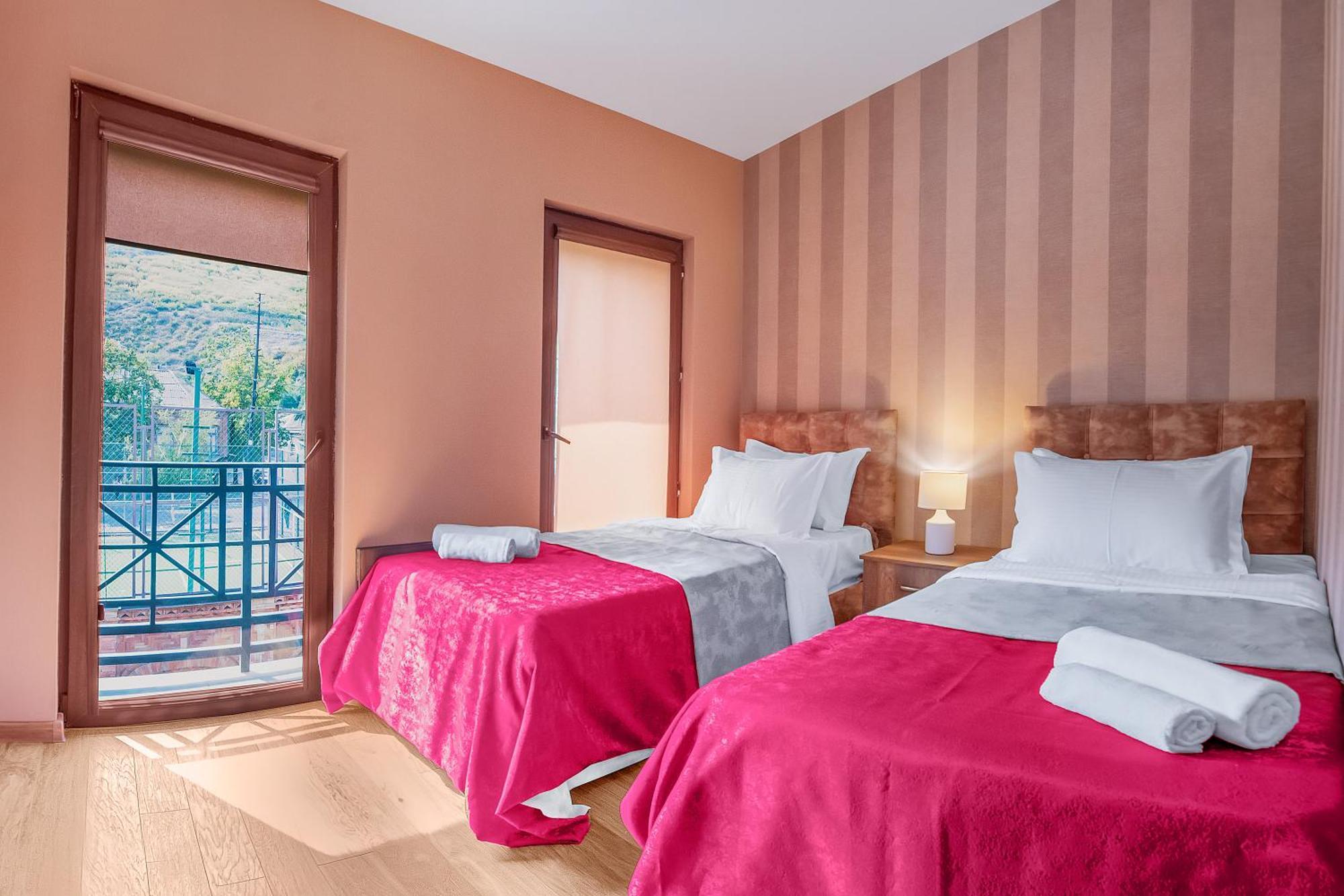 Hotel Dzvel Ubanshi Gori Esterno foto